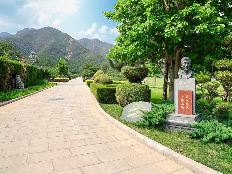 在陵园价格上,天寿陵园和万佛华侨陵园哪个便宜(天寿和万佛如何选择) 在陵园价格上,天寿陵园和万佛华侨陵园哪个便宜(天寿和万佛如何选择)